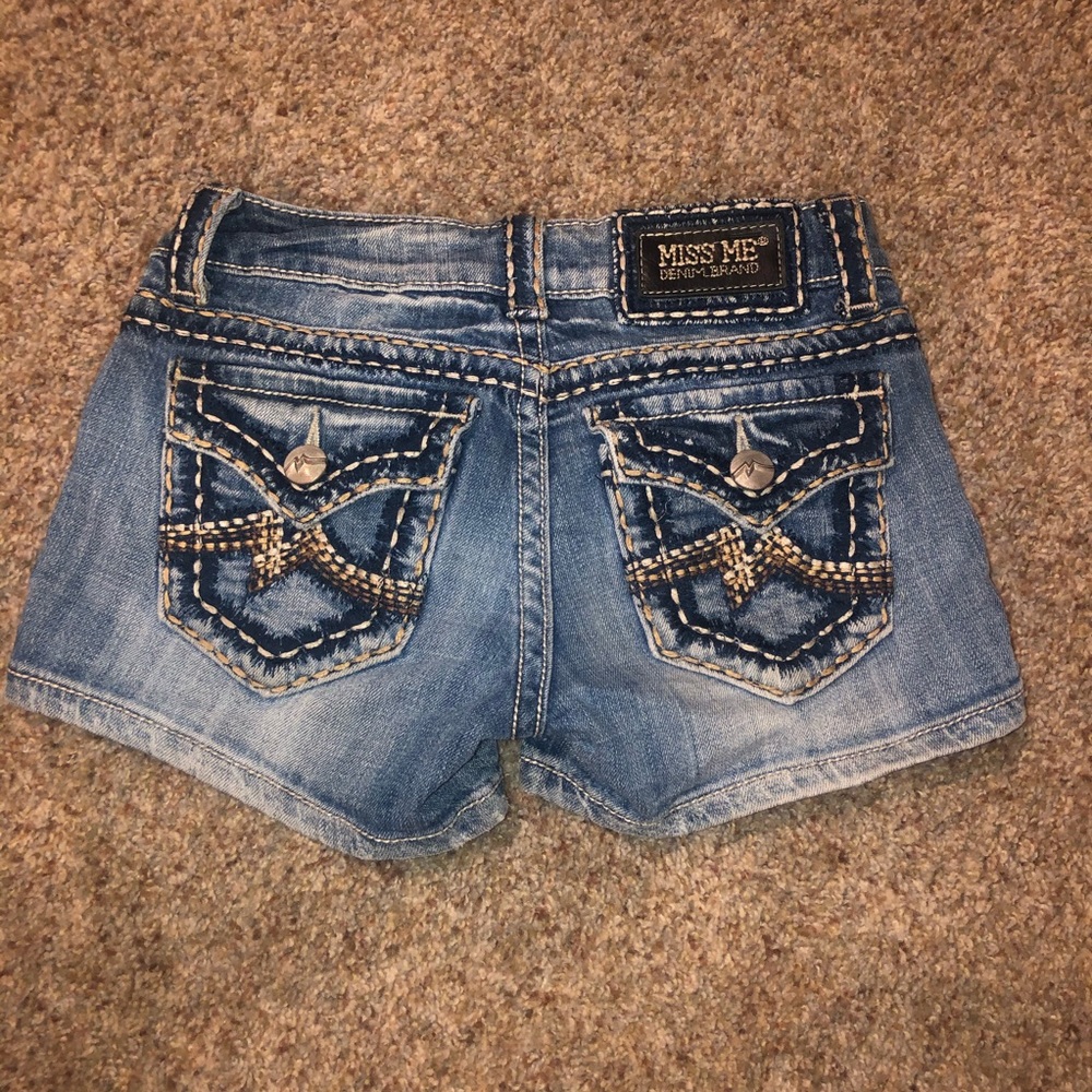Miss Me jean shorts. Very cute embroidery